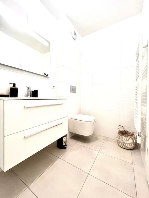 Appartement Neuf Avec Terrasse Saint-Florent  Εξωτερικό φωτογραφία